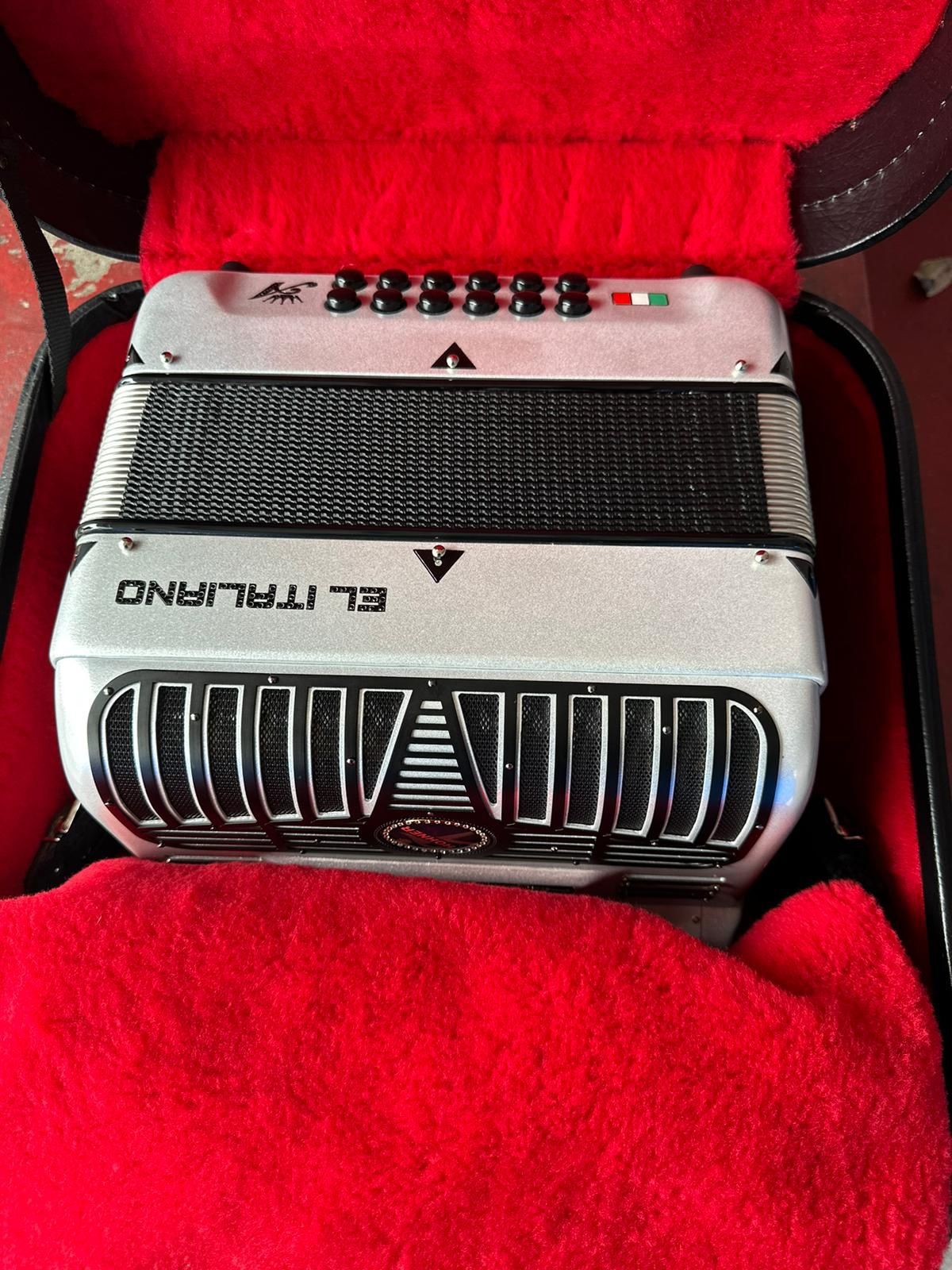 Hohner Anacleto El Italiano III 5 Switch Compact EAD Accordion - White