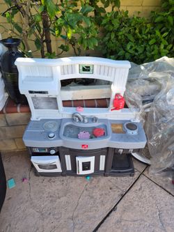 Toddler Play Kitchen