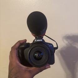 CANON EOS R50 4K QUALITY VLOGGING CAMERA