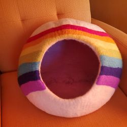 Brand New Cozy Natural Wool Cat Bed