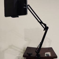 Cantilevered Bracket 