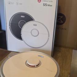 Roborock S5 Max robot vacuum and mop