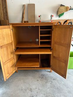 Wood cabinet
