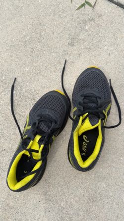 ASICS boys shoes