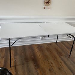 Foldable Table 6 Feet