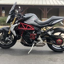 2016 MV Agusta Brutale 800R