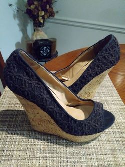 Black Wedges