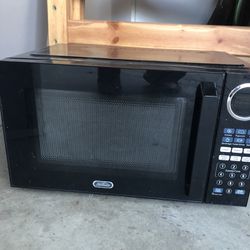 Used microwave in good condition!