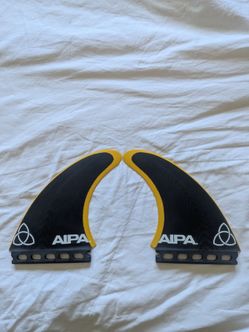 Surfing twin fins - Duke Aipa Ahi Twin Futures