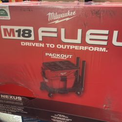 Milwaukee M18 FUEL NEXUS 6 Gallon Wet/Dry Vacuum with PACKOUT Compatibility