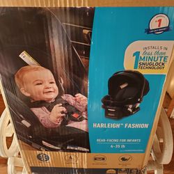 Brand New Car Seat $100