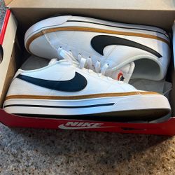 men’s nike shoes 10.5 