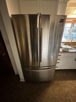 Samsung Refrigerator/ Freezer