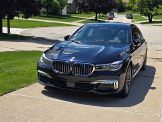 2017 BMW 740e