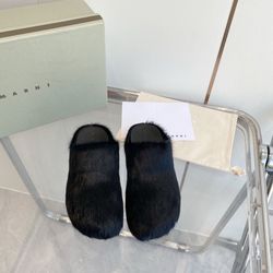 Marni slides