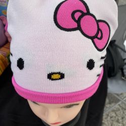♥️♥️♥️BONITAS BEANIES DE HELLO KITTY Y GUANTES NUEVAS 