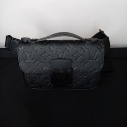 Louis Vuitton S Lock Sling Bag Black