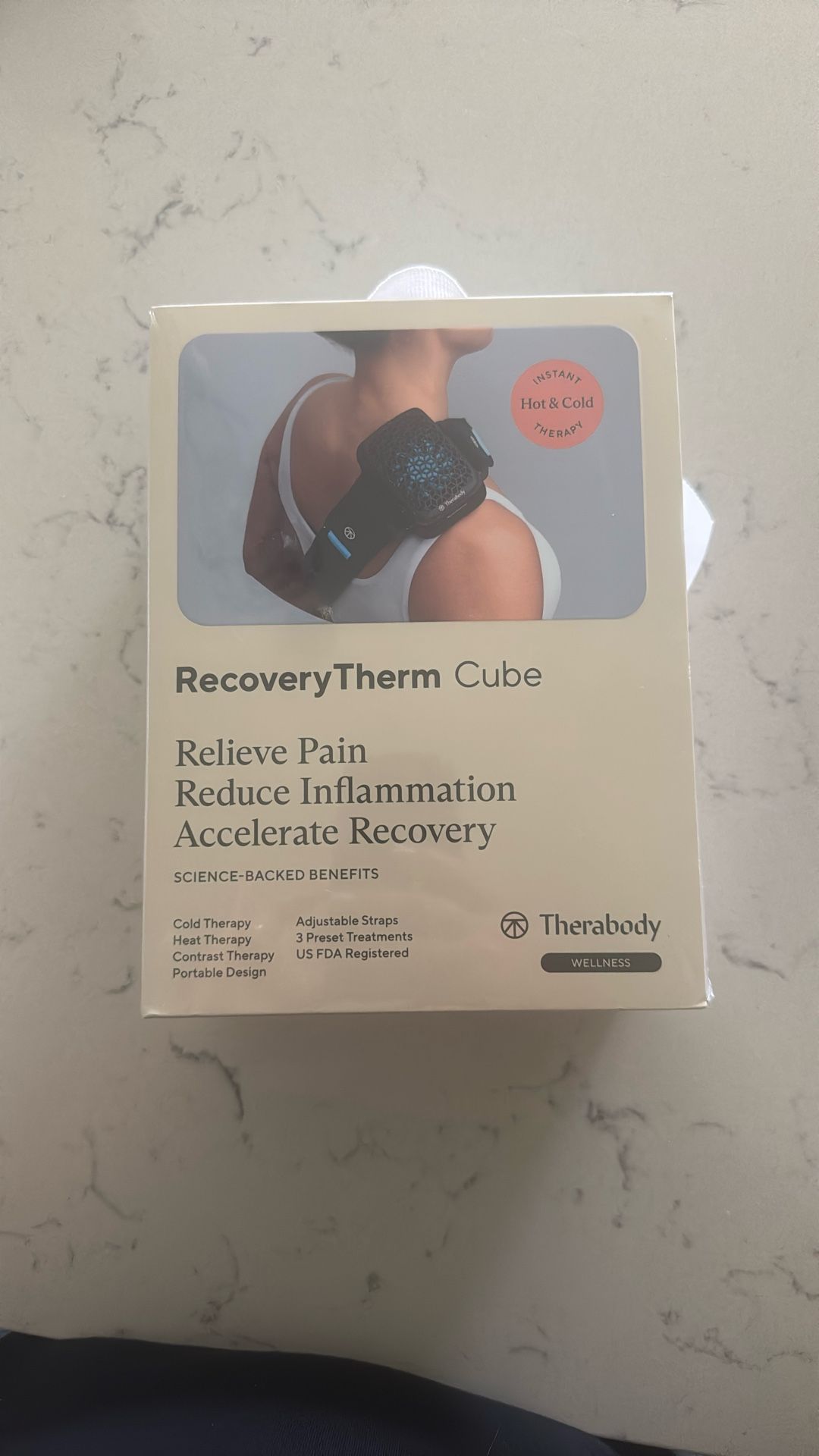 Therabody RecoveryTherm Cube - Instant Heat, Cold and Contrast Therapy for Pain Relief, Aches and Pains, and Muscle Recovery - Portable Hands Free Cry