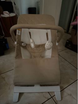 Baby bouncer