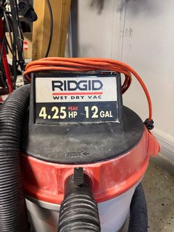 RIDGID 12 Gallon 4.25 Peak HP Wet/Dry Shop Vacuum with Attachments