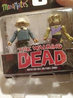 The walking dead mini mates Winter Coat and Female
