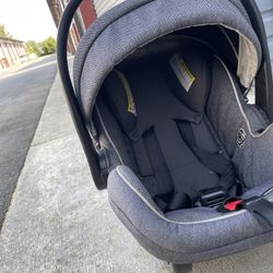 Graco Snugride Infant Seat 