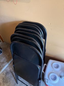 Foldable chairs
