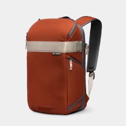 LUMA CAMERA PACK 18L