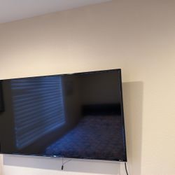TCL 50” Tv