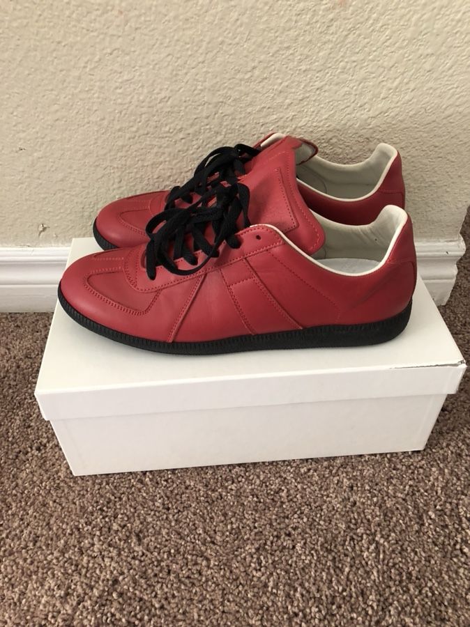 Size 44(10.5) maison margelas like new 300$