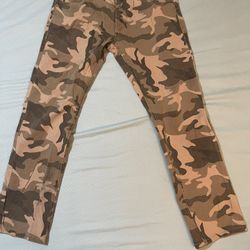 Camo Skinny Jeans Size 29