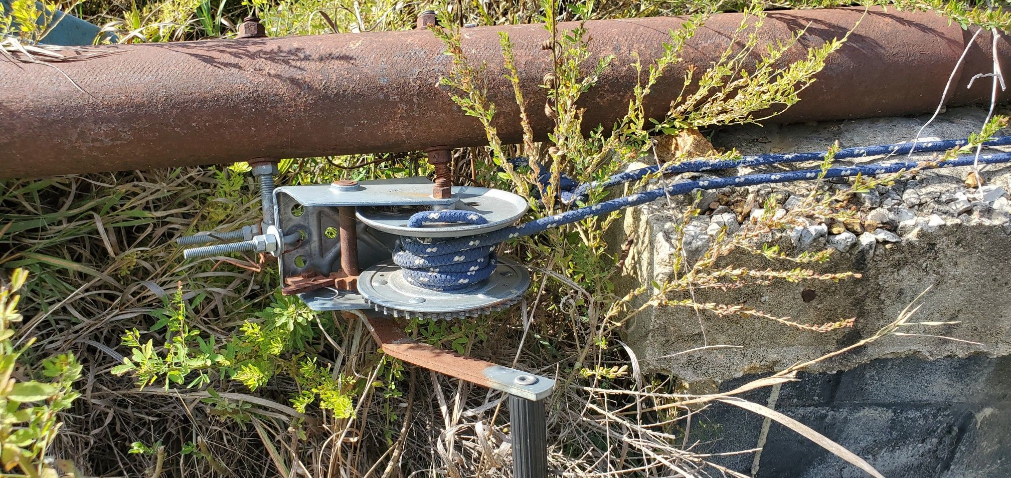 Deer Hanger With Winch And Gambrel