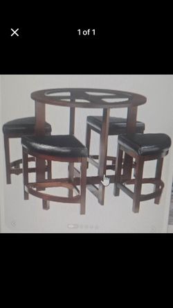 36” Wide Table With Barstools ! $200 Delivery 🚚 Included! 