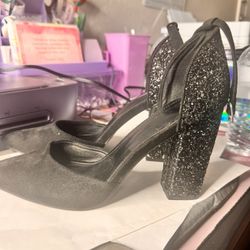 Black Womens Heels Size 8.5