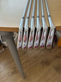 Mizuno  Mp69