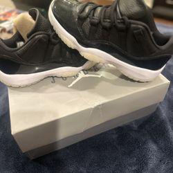 Air Jordan 11 Retro 