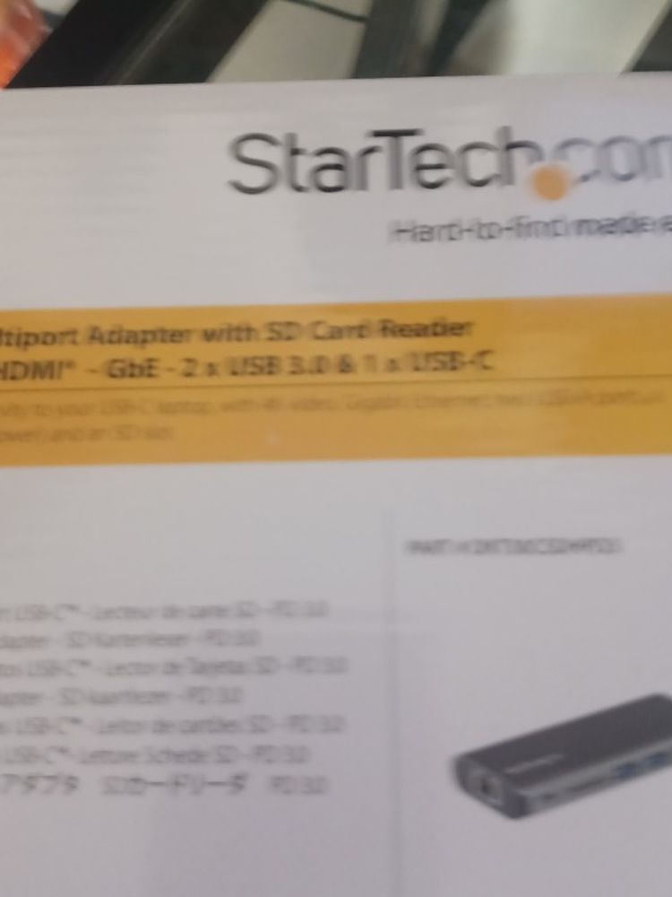 Usb C MULTIPORT ADAPTOR WITH SD CARD READER