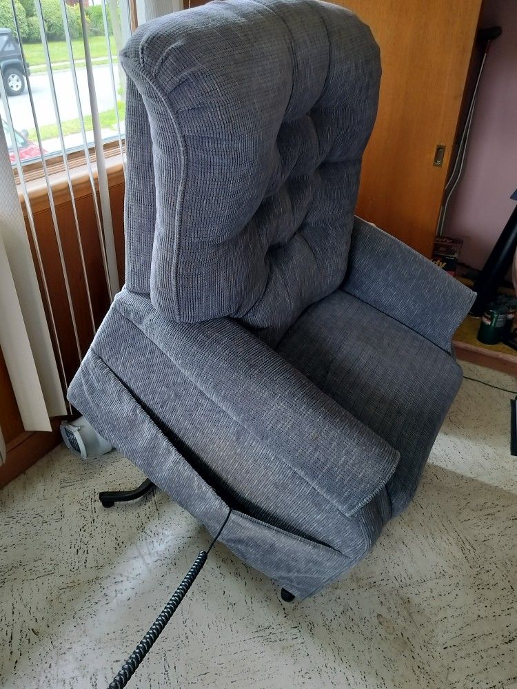 Power Lift Recliner