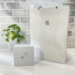 Apple AirPods Pro Gen 2
