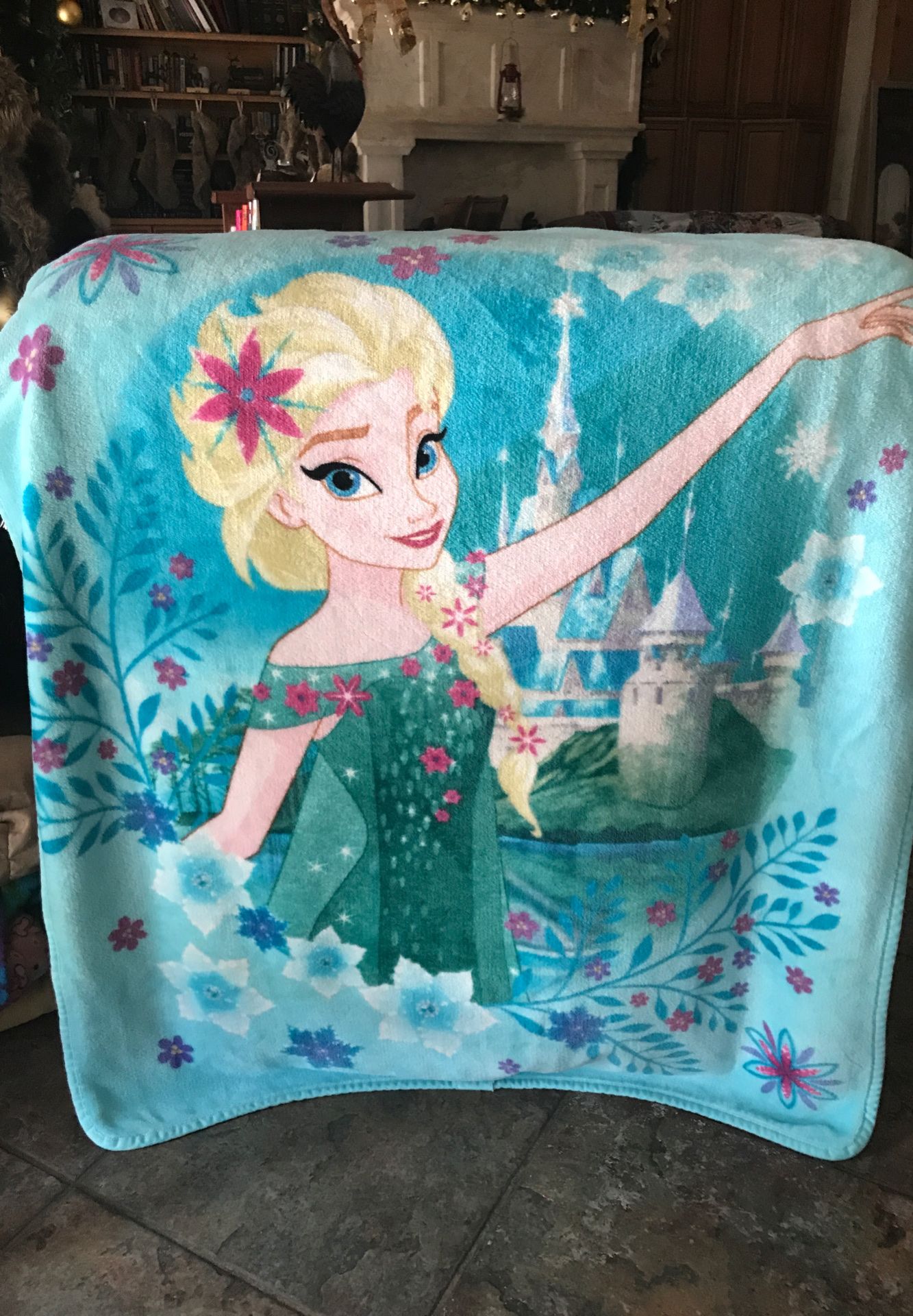 Frozen Elsa soft fleece blanket