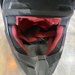 Fox Matte black Helmet ⛑️ Size XL 