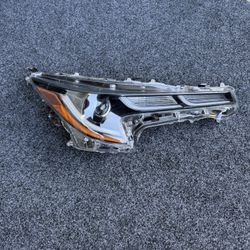 Toyota Corolla Hatchback 2019-2022 Headlight 