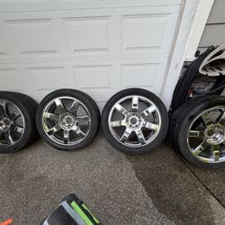 Cadillac Escalade OEM 22” Chrome Rims Wheels