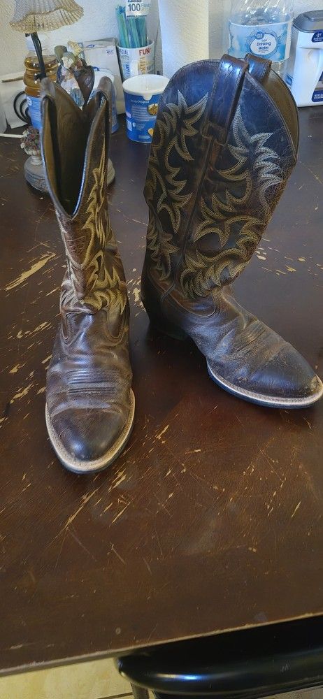 Ariat Cowboy Boots