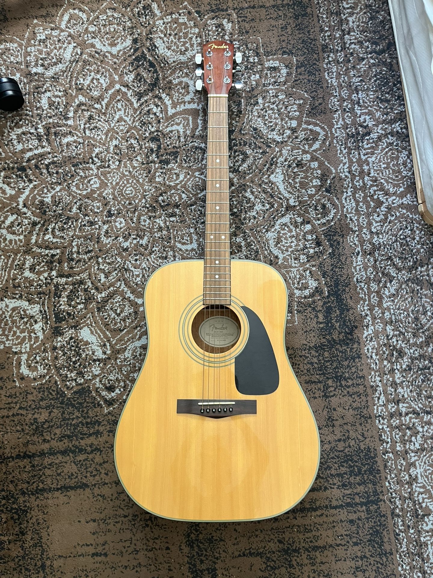 Fender DG-8 Bat Acoustic Guitar