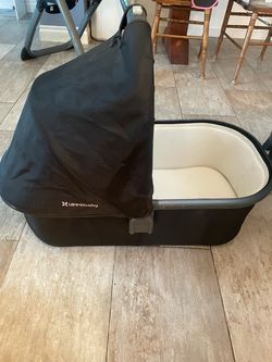 Uppa Baby Bassinet