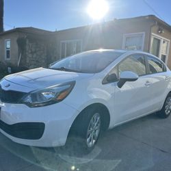 2015 KIA Rio