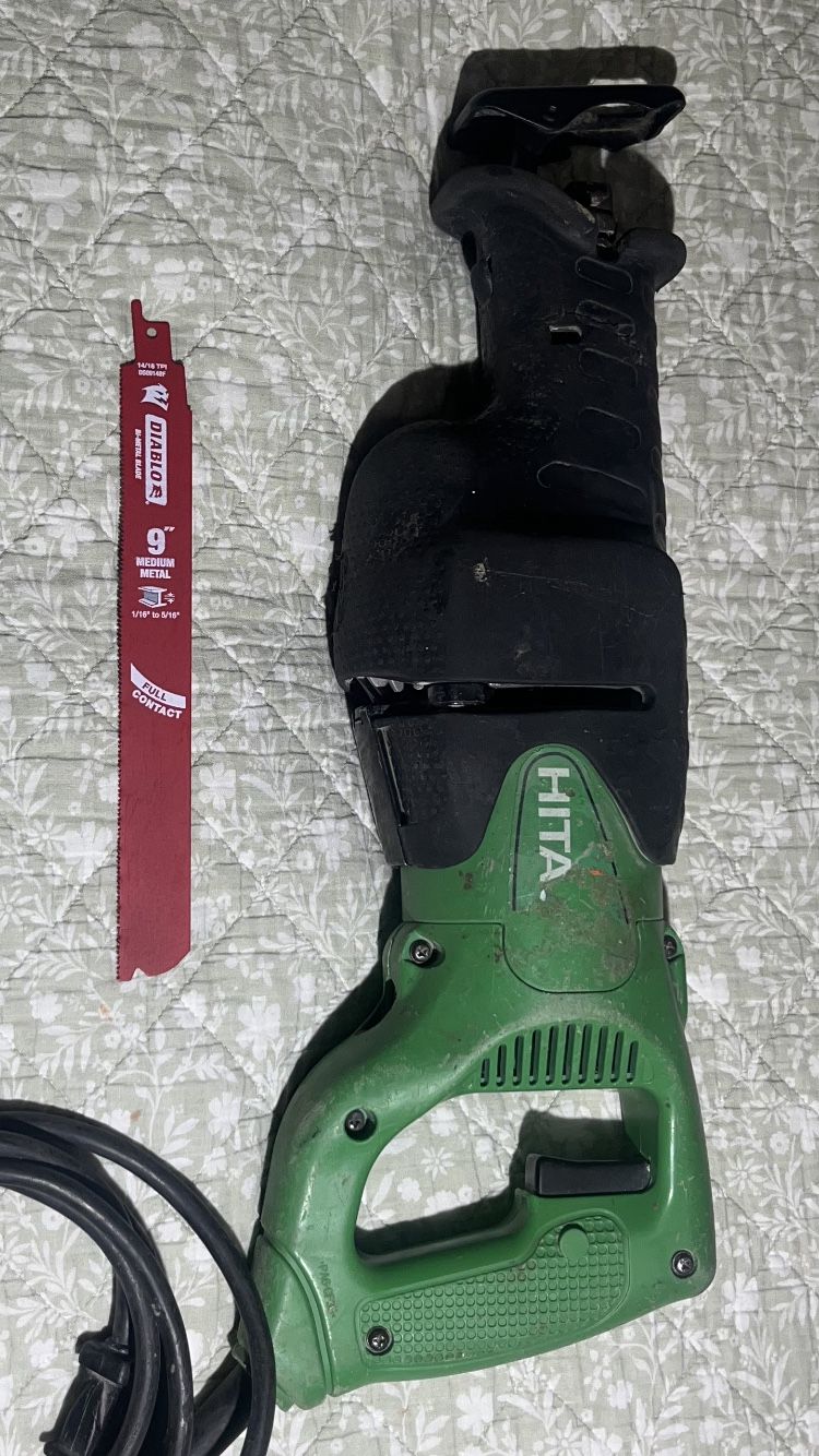Hitachi CR 13 V Reciprocating SAwzall 