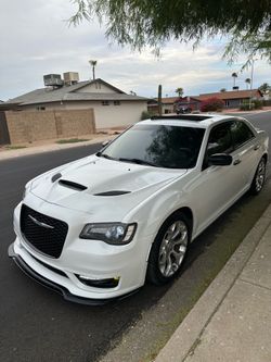 2017 Chrysler 300 Hemi
