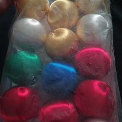 Set Of 15 Vintage Ornaments 